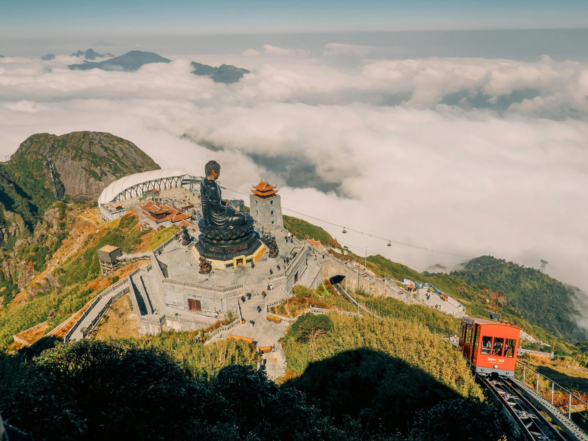 Paket Halong Bay dan Panduan Memilih Cruise | Amazing Tour